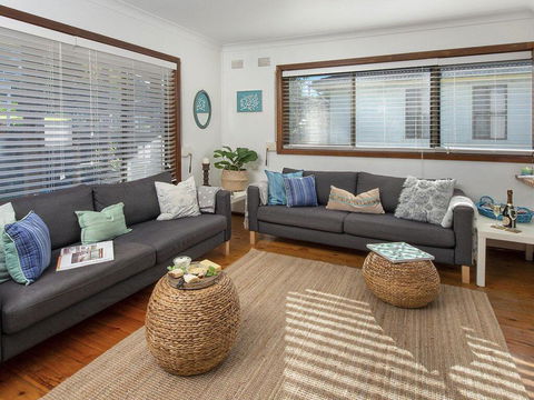 Araluen On Holden - Great Deck With Ocean Views - Darwin Holiday 1