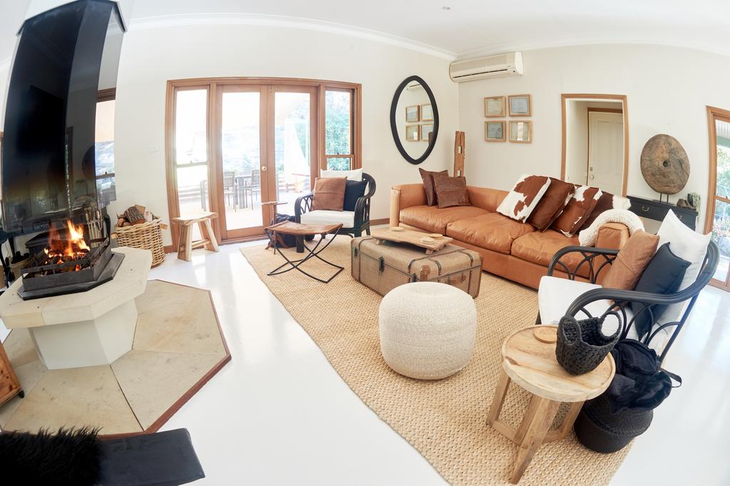 Laguna NSW Darwin Holiday