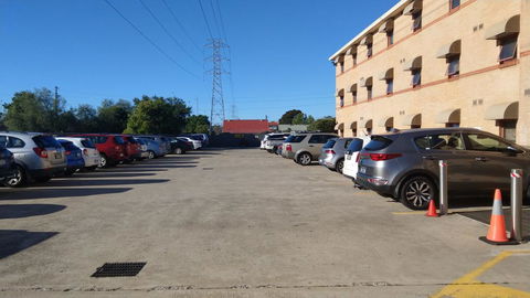 Arena Hotel (formerly Sleep Express Motel) - Darwin Holiday 2