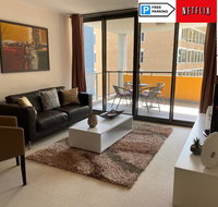 ARENA RESORT STYLE EXEC FREE NETFLIX WIFI WINE - Darwin Holiday