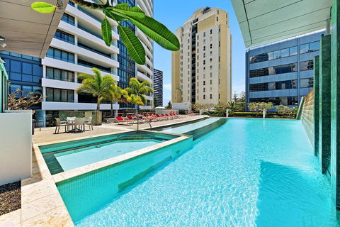 Aria Private 3 Bed In The Heart Of Broadbeach - Darwin Holiday 1