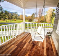 Arlington - Darwin Holiday