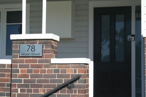 Armidale Executive Accommodation - City Centre - Darwin Holiday 3