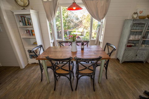 Arohanui - Darwin Holiday 2