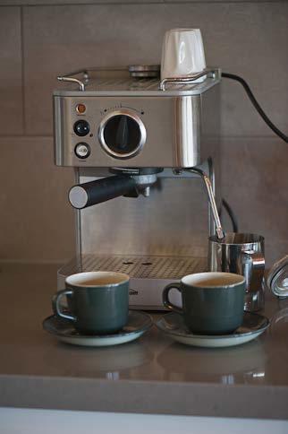 Art At Linden Gate - Darwin Holiday 3