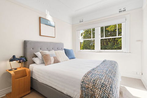Art Deco Apartment Steps From Harbour And Beach - Darwin Holiday 1