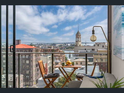 Arvia Newcastle - Darwin Holiday 0