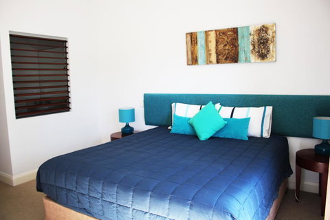 Asanti Agnes Water Surfing Beach - Darwin Holiday 2