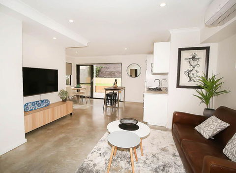 Ashburton Apartment - Darwin Holiday 0