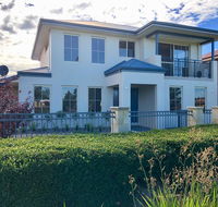 Ashington Gardens - Darwin Holiday