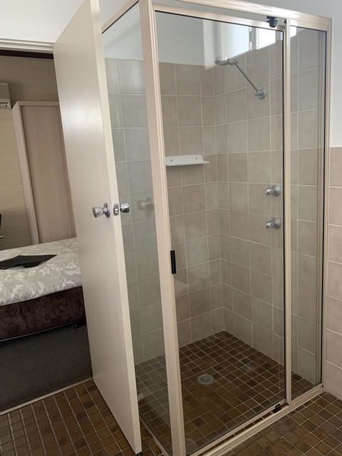 Ashton Motel - Darwin Holiday 1