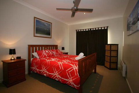 Aspect 1/8a Poly Cow Lane - Darwin Holiday 2