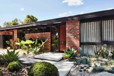 Luxurious Mid-Century Modern Home, Yarra Valley - Darwin Holiday 2