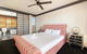 Luxurious Waterfront Retreat In Broadbeach Waters - thumb 3