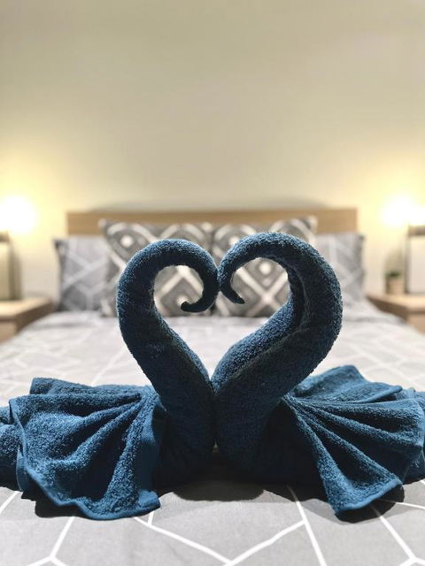 Luxury 1 Bedroom Apartment In Adelaide CBD - 1 Minute Walk To Rundle Mall - Free Wifi & Netflix - Darwin Holiday 1
