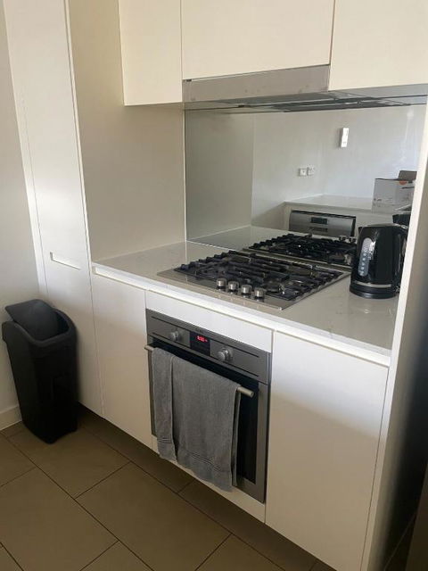 Luxury 2 Bed 2 Baths Apartment - Hurstville - Darwin Holiday 1