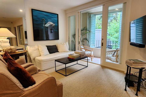 Luxury 2 Bedroom Apartment With Elegant Interiors - Darwin Holiday 0