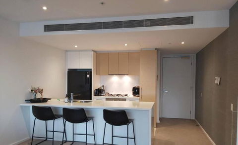 Luxury 2B2B 2 Tandem Carparks Prima Pearl Southbank Next To Casino & City - Darwin Holiday 2