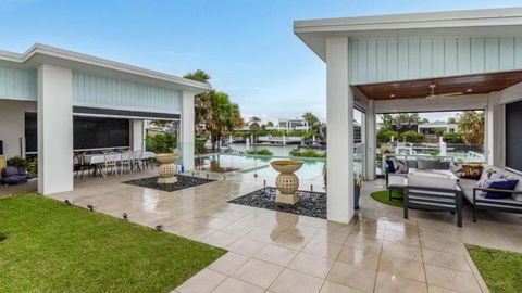 Luxury & Style On The Canal - Darwin Holiday 0