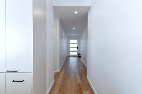 Luxury Home Away From Home - Darwin Holiday 3