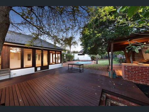 Luxury 5 Bedrooms, Pool, Quiet - Darwin Holiday 1