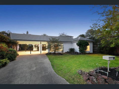 Luxury 5 Bedrooms, Pool, Quiet - Darwin Holiday 2