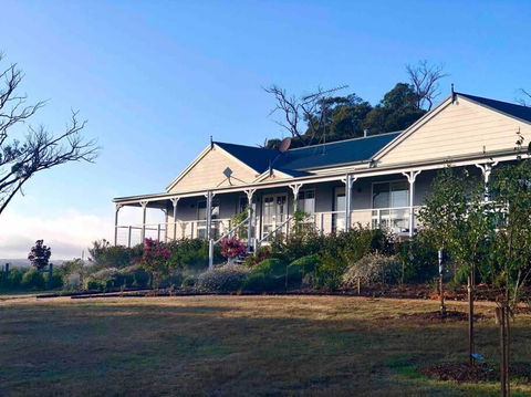 Luxury Accomodation, Farm Stay, Stunning Views Near Daylesford - Darwin Holiday 0