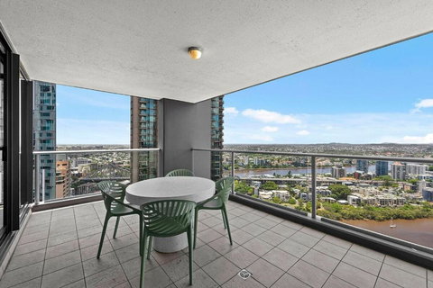 Luxury, Amazing River Views, Heart Of The City! - Darwin Holiday 3