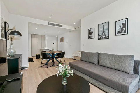 Luxury Apartment In Melbourne - Darwin Holiday 0
