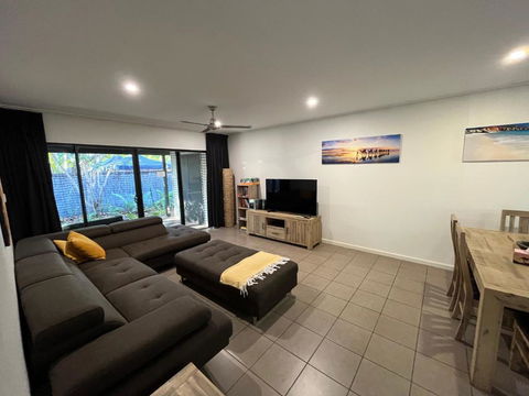 Luxury Executive Apartment At Broome Cable Beach - Darwin Holiday 1