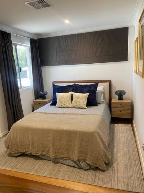 Luxury Executive Home With Pool - Darwin Holiday 2