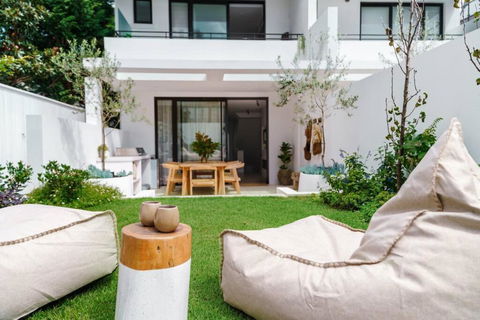 Luxury Home Near Bondi Beach - Darwin Holiday 0