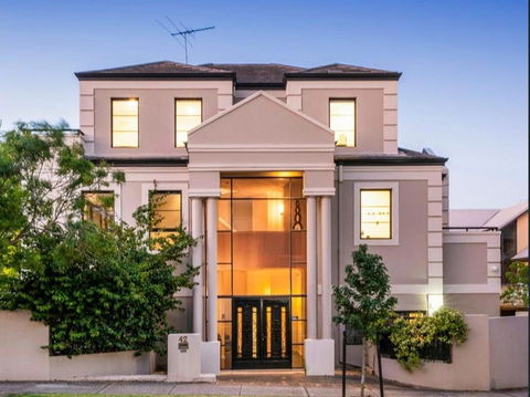 Luxury Home Near Optus Stadium - Darwin Holiday 0