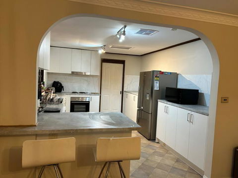 Luxury House 5 Bedrooms - Darwin Holiday 1