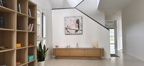 Luxury House Near Golf Courses! Free Wifi & Netflix - Darwin Holiday 2