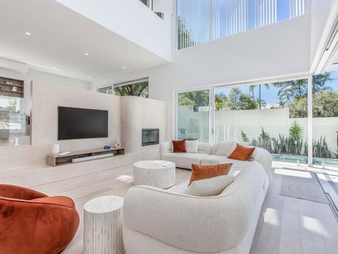 Luxury Mermaid Waters Holiday Home - Darwin Holiday 1