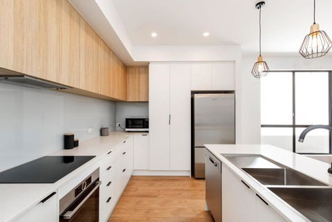 Luxury Private Ensuite Room Close To Airport,City, Genelg Beach - Darwin Holiday 2