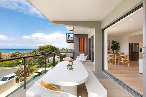 Luxury Seaside Living, Sunshine Beach - Darwin Holiday 0