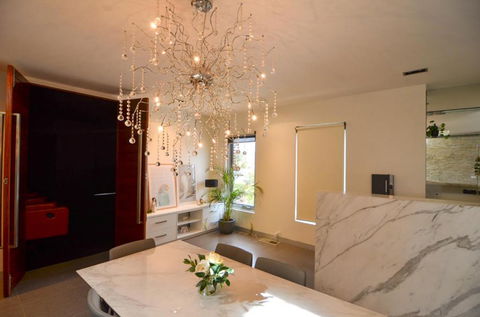 Luxury Stay In Premium Penhouse - Darwin Holiday 0