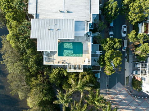 Luxury Stays Varsity-Robina-Bond - Darwin Holiday 1