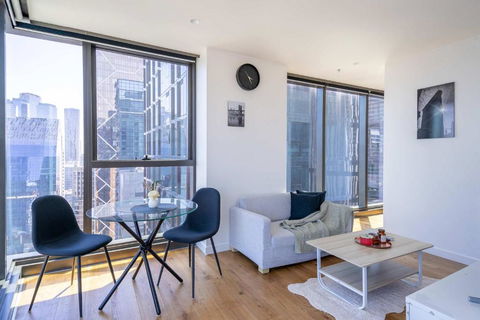 Lvl36 High-rise 1BR Condo CBD Panoramic City View - Darwin Holiday 3