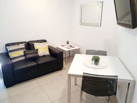 M5 West Perth Studio Apartment Near Kings Park - Darwin Holiday 1