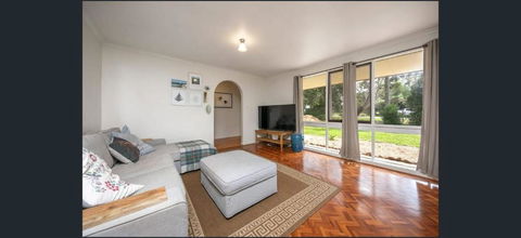 Macedon Country Stay - Darwin Holiday 1