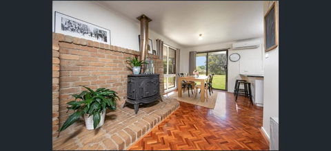 Macedon Country Stay - Darwin Holiday 0