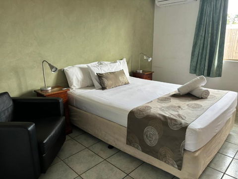 Mackay Motor Inn - Darwin Holiday 1