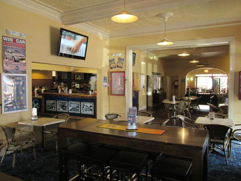Maclean Hotel - Darwin Holiday 2