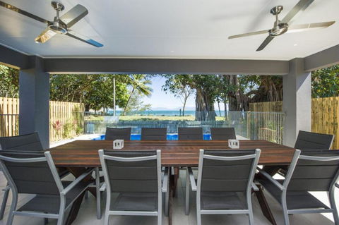 Magnetic Daze - Darwin Holiday 1