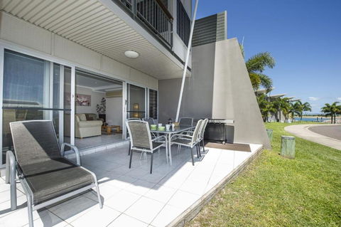 Magnetic Docks Townhouse 9 - Darwin Holiday 2