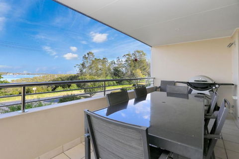 Magnificent Views - Mariners Mark 3 - Darwin Holiday 0