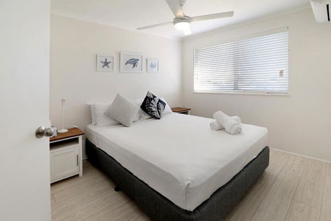 MAINSAIL8- MOOLOOLABA BEACH - Darwin Holiday 1